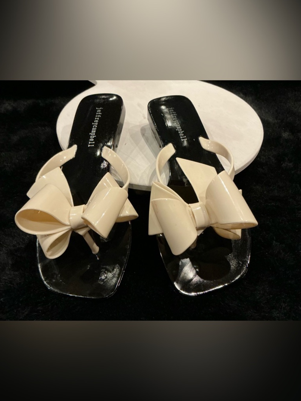 Jeffrey Campbell Sugary Cream Bow-Accent Patent Slide Sandals Size 7